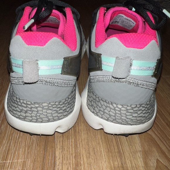 Women’s Under Armour HOVR running sneakers size 8 - Picture 9 of 9